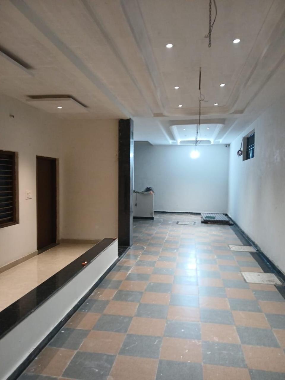 Hotel Jaipur In, Jatipura Parikrama Marg Near Mukharvind Temple Govardhan Εξωτερικό φωτογραφία
